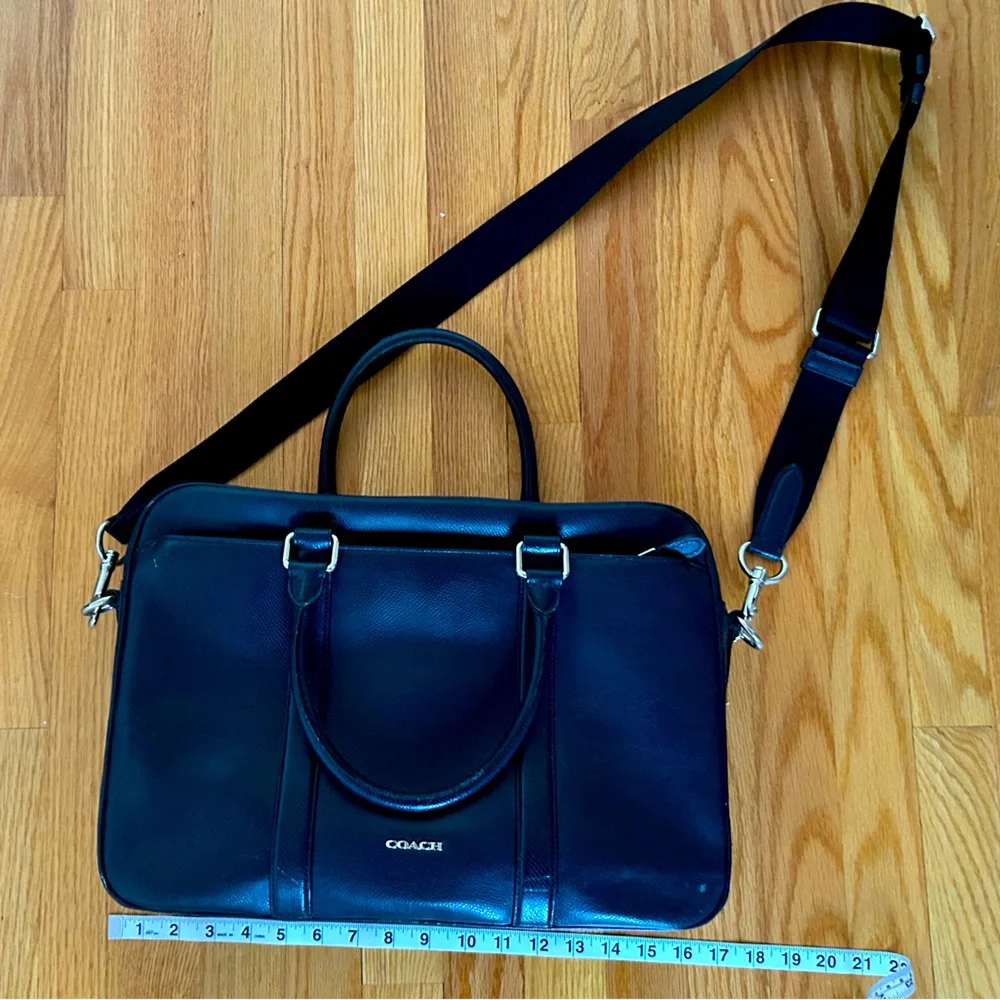 COACH ネイビー ビジネスバッグ Coach | Bags | Coach Unisex Navy Blue Briefcasecrossbody Laptop